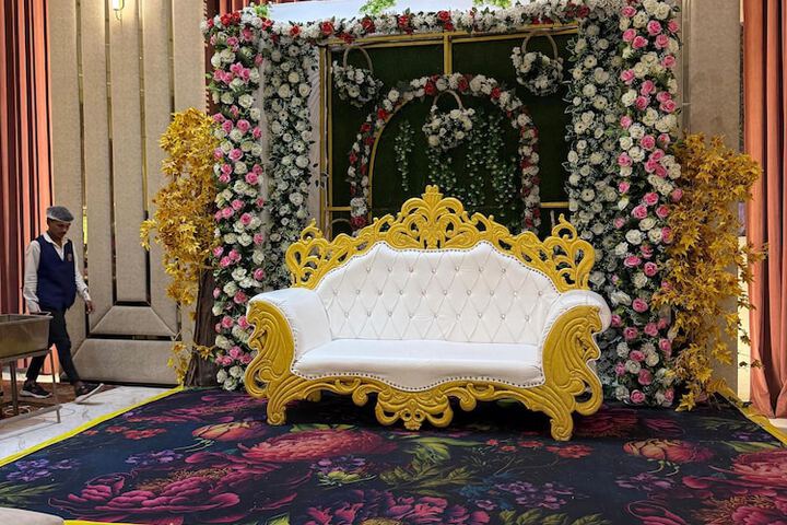 Ballroom/Hall 41 of 54