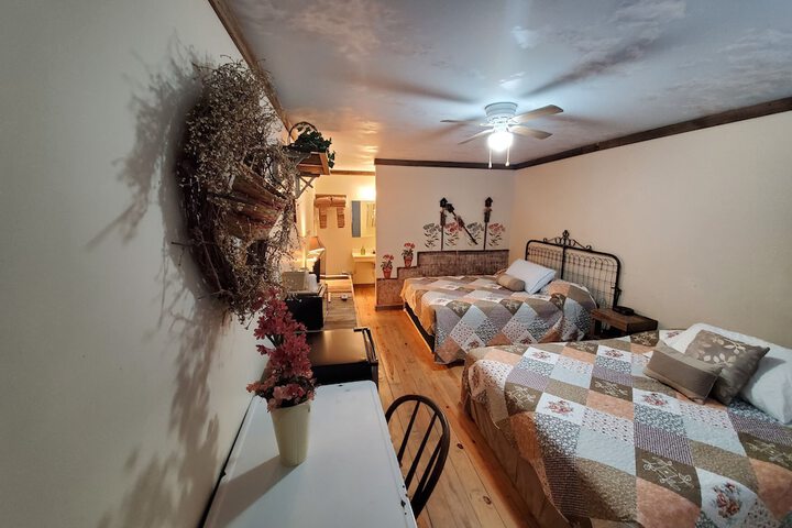 Room 10 of 55