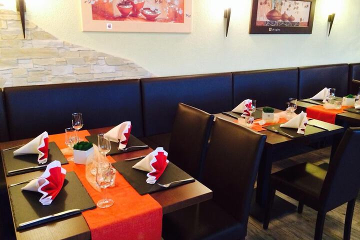 Dining Photos