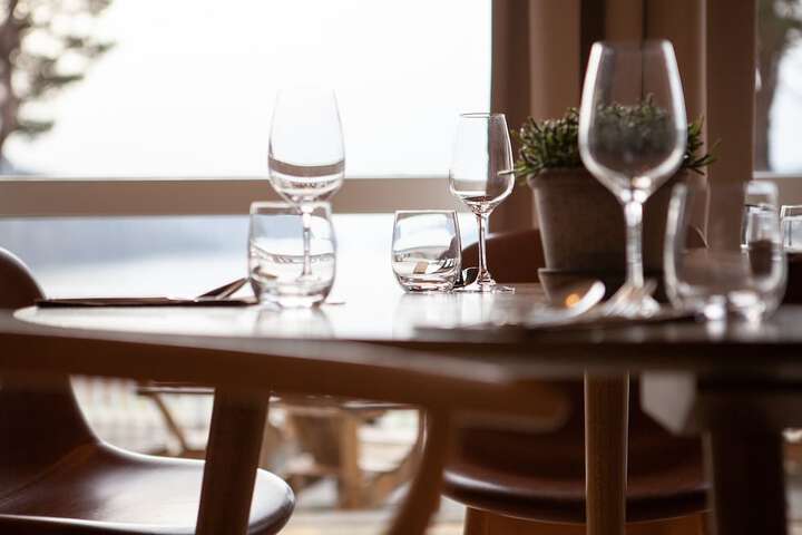 Dining 70 of 85