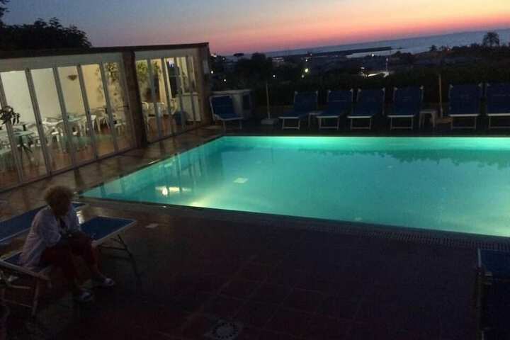 Pool 31 of 62