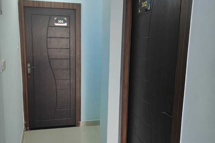 Room 28 of 38