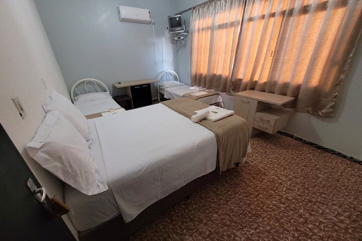 Room 5 of 32
