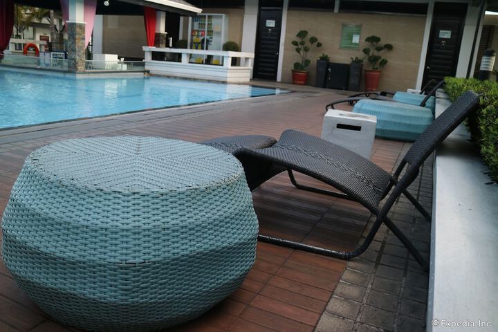 Pool 39 of 67