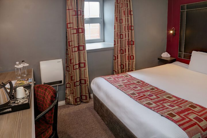 Room 29 of 66