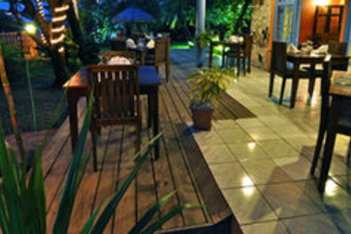 Dining 97 of 109