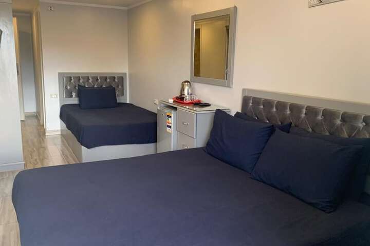 Room 70 of 196