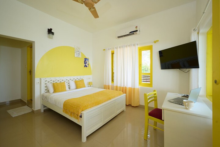 Room 14 of 53