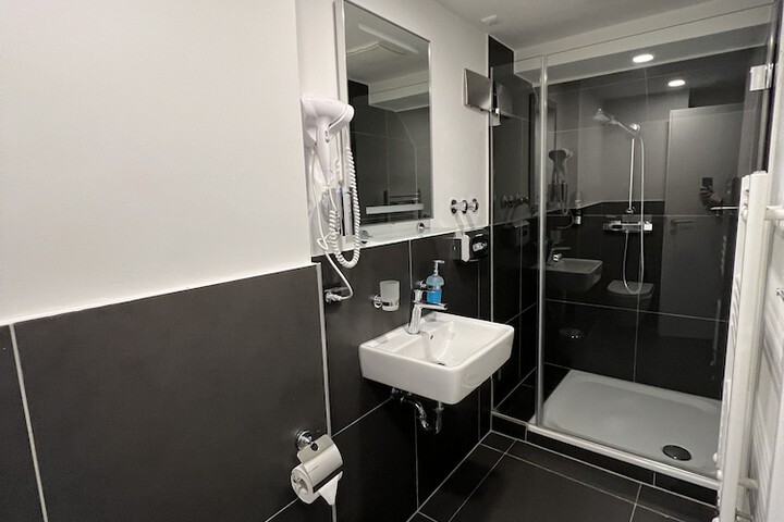 Room 21 of 23