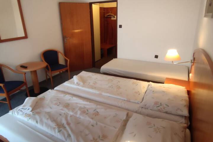 Room 26 of 88