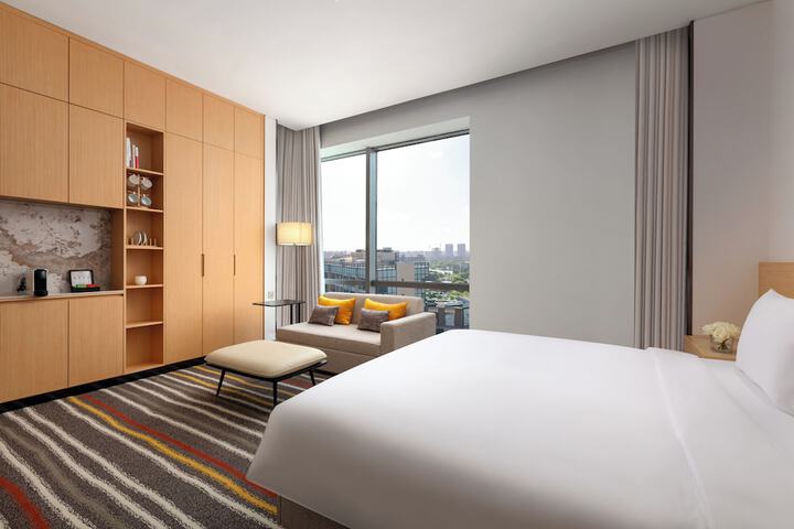 Room 17 of 57