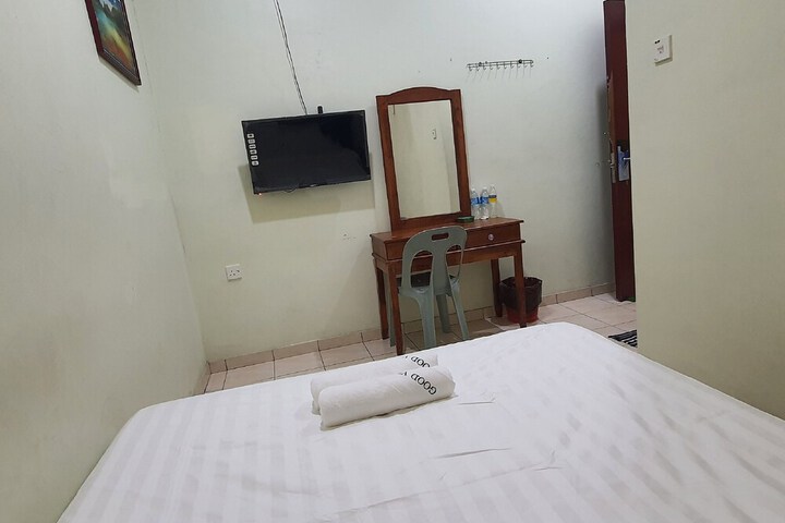 Room 19 of 25