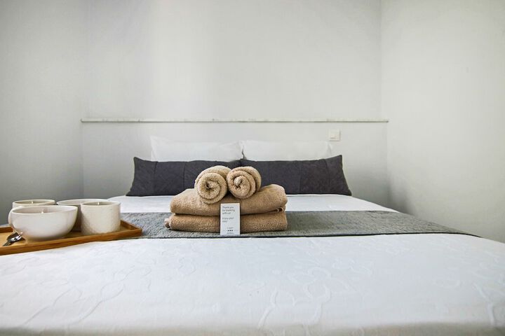 Room 9 of 30