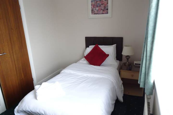 Room 14 of 52