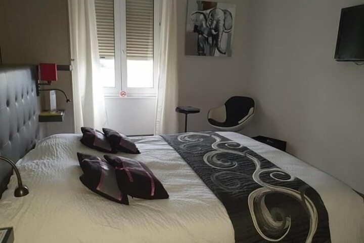 Room 4 of 54