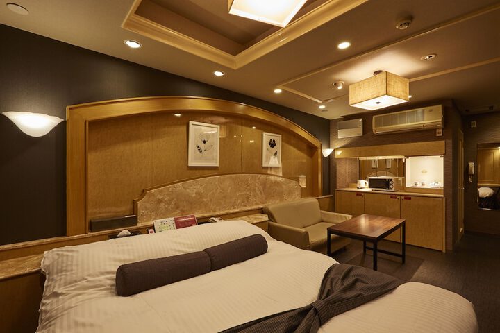Room 33 of 70