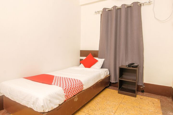 Room 20 of 35