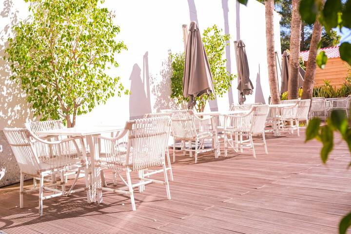Terrace/Patio 9 of 33