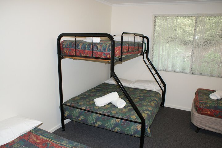 Room 9 of 116