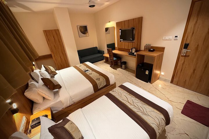 Room 75 of 156