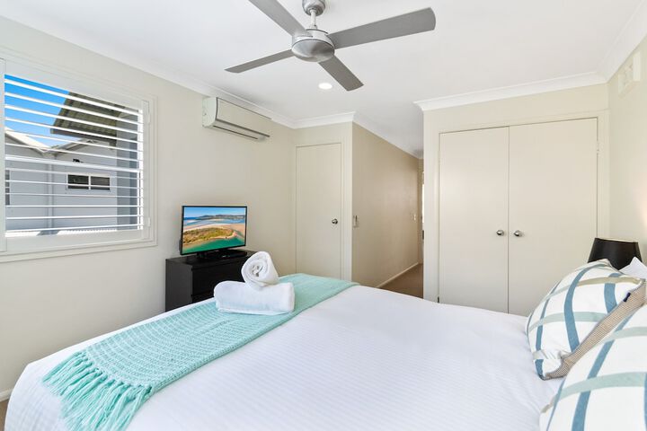 Room 8 of 286