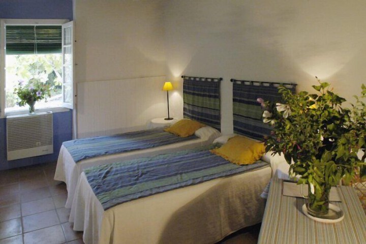 Room 25 of 59