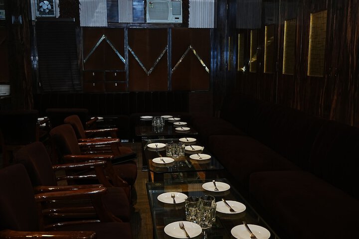 Dining 69 of 96