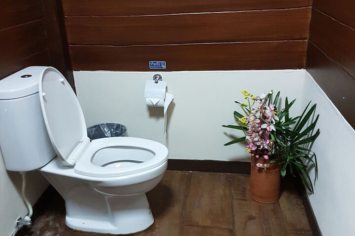 Room 5 of 39
