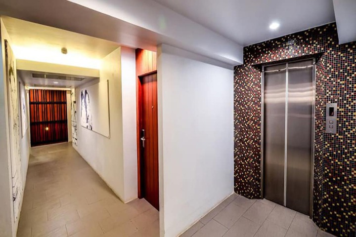 Ballroom/Hall 55 of 59