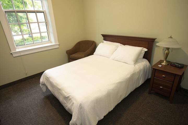 Room 8 of 36