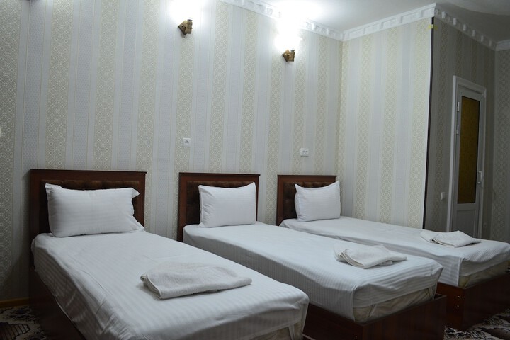 Room 4 of 23