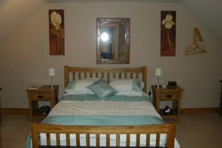 Room 9 of 13