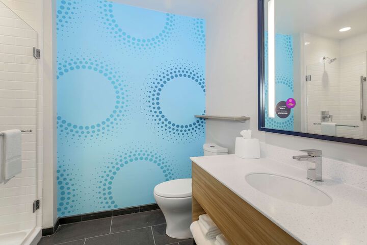 Bathroom shower