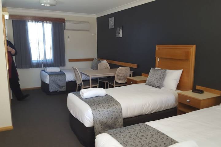 Room 13 of 58