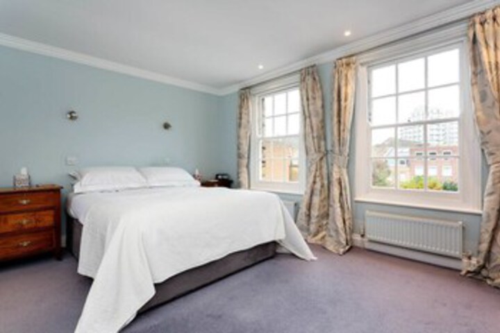 Room 21 of 26