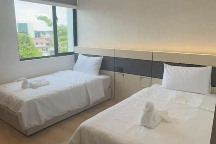 Room 3 of 71