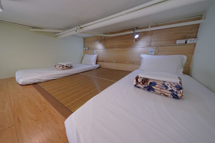 Room 21 of 45
