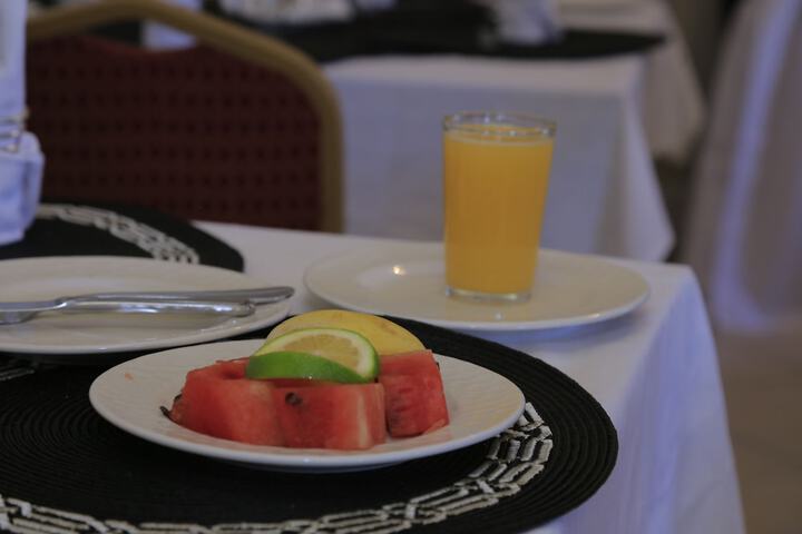 Breakfast/Coffee Service 47 of 68