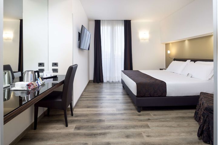 Room 25 of 109