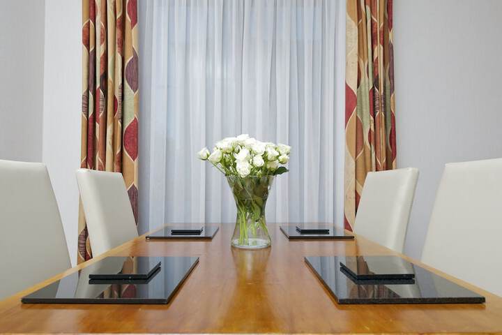 Room 33 of 88