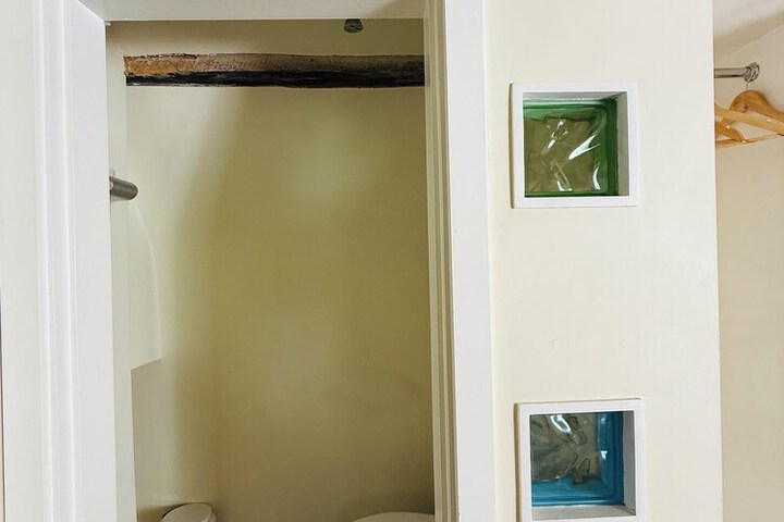 Room 48 of 64