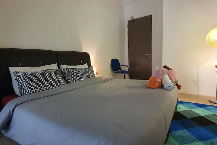 Room 57 of 226