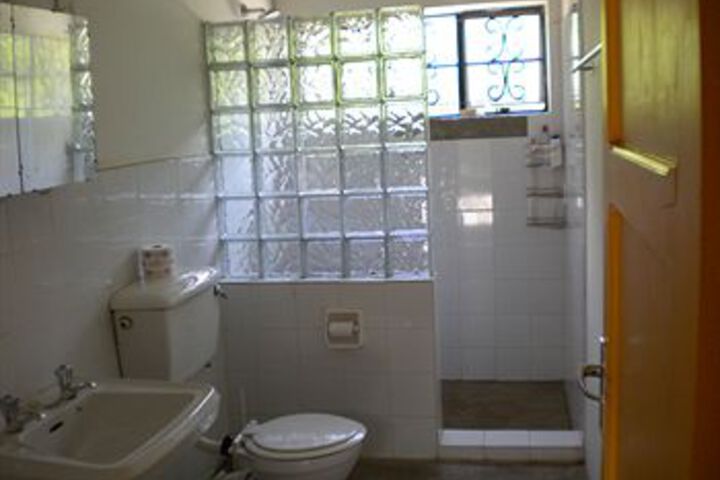 Room 2 of 28