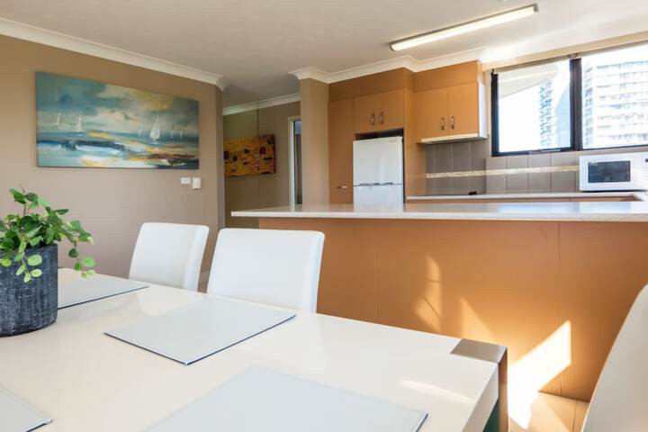 Room 7 of 65