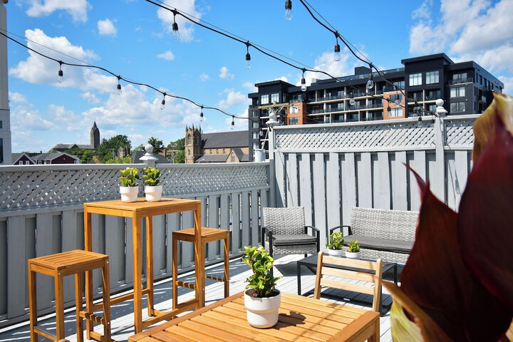 Sundeck 21 of 23