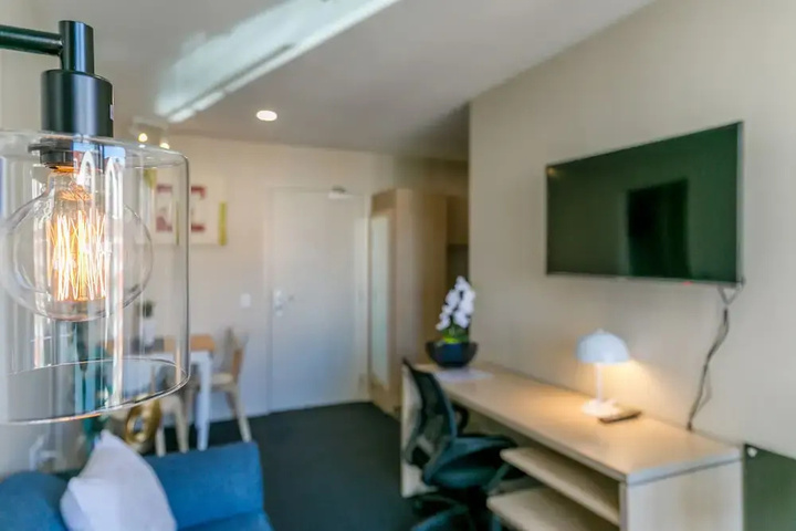 2 Bedroom Apt with City-view in Waldorf Tetra (Tetra 1105)