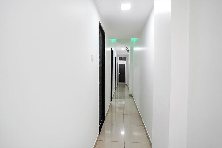 Hotel Interior 6 of 29