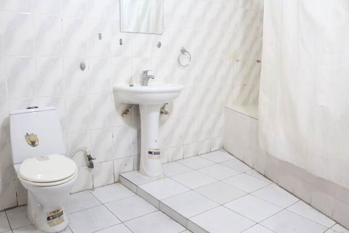 Room 15 of 22