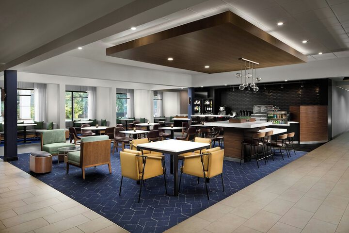 Hotel Interior 6 of 38