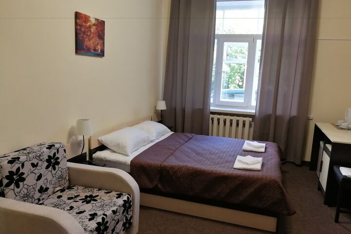 Room 17 of 94